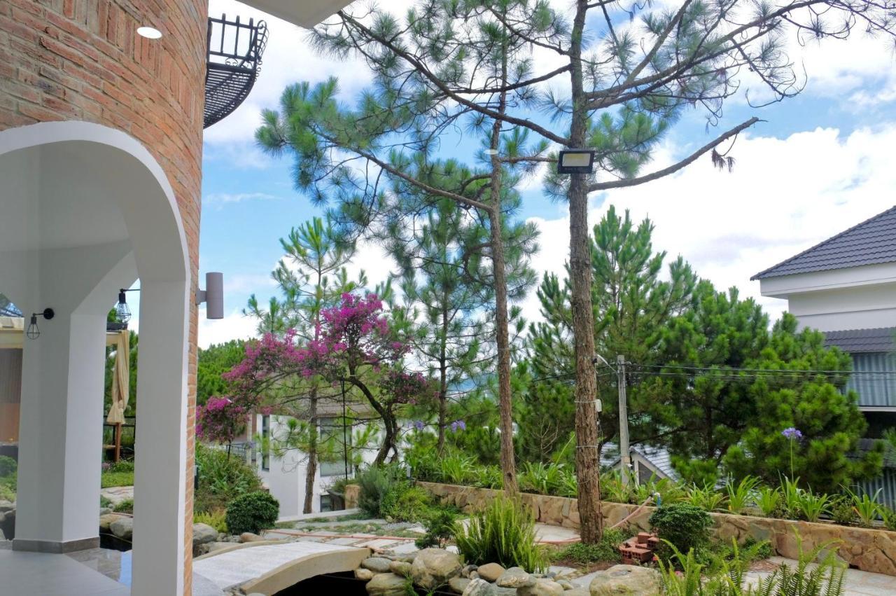 De La Sol Villa Dalat Экстерьер фото