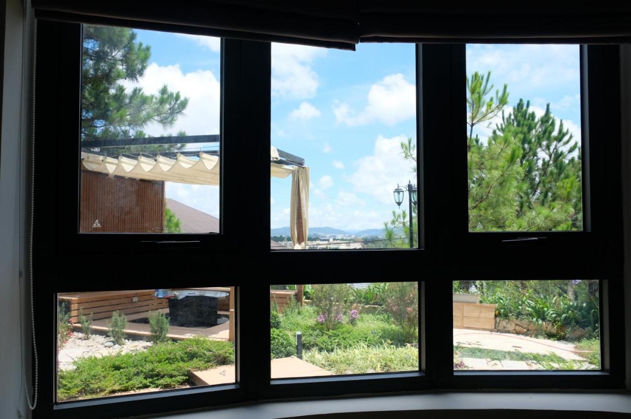 De La Sol Villa Dalat Экстерьер фото